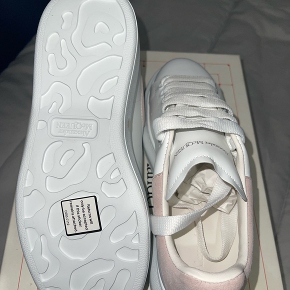 Brand New Size 5.5 - Picture 1 of 3